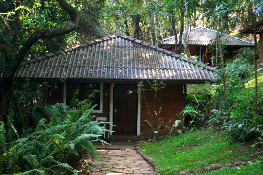 Becks and wood cottages at River garden 